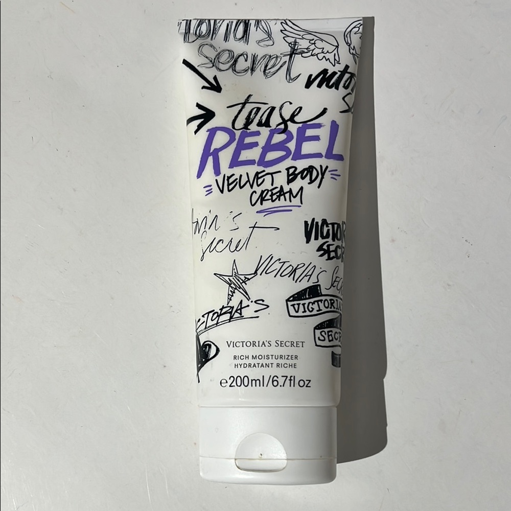 Victoria's Secret Tease Rebel Velvet Body Cream